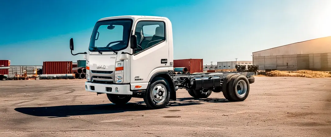 JAC Urban Chasis 3 Ton 2026 0 KM en Venezuela — precio y ficha técnica en Autochinos
